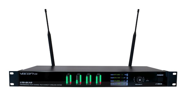 QUAD TRUE-DIVERSITY PROFESSIONAL DIGITAL WIRELESS PLL MICROPHONE SYSTEM WITH FOUR HANDHELD MICROPHON